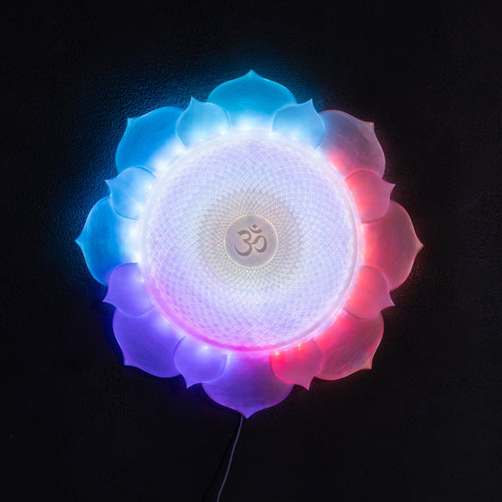 1000 Petal Presence Light Sculpture (25 in/65 cm)